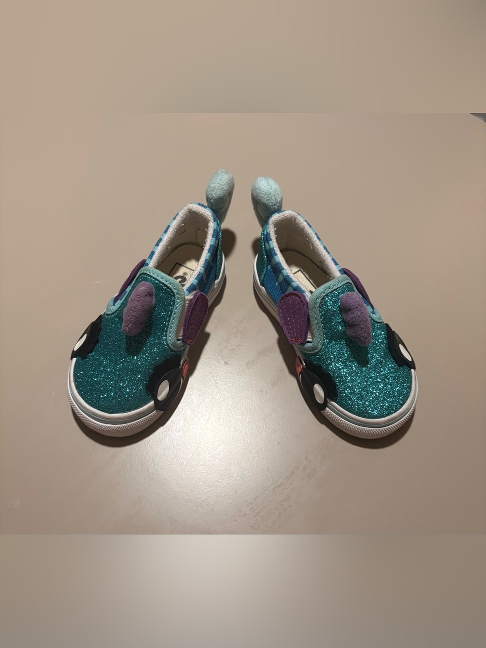 Vans Slip-on V Seahorse Sneakers